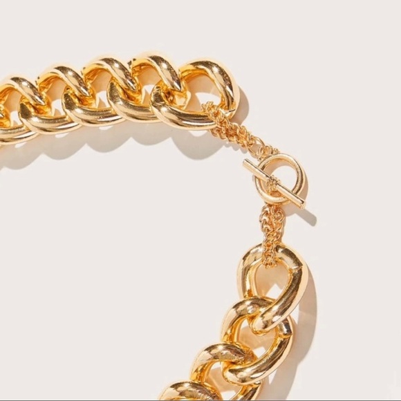 🎉HP 🍋2/$30 New Zara Chunky Link Toggle Necklace - Picture 4 of 5